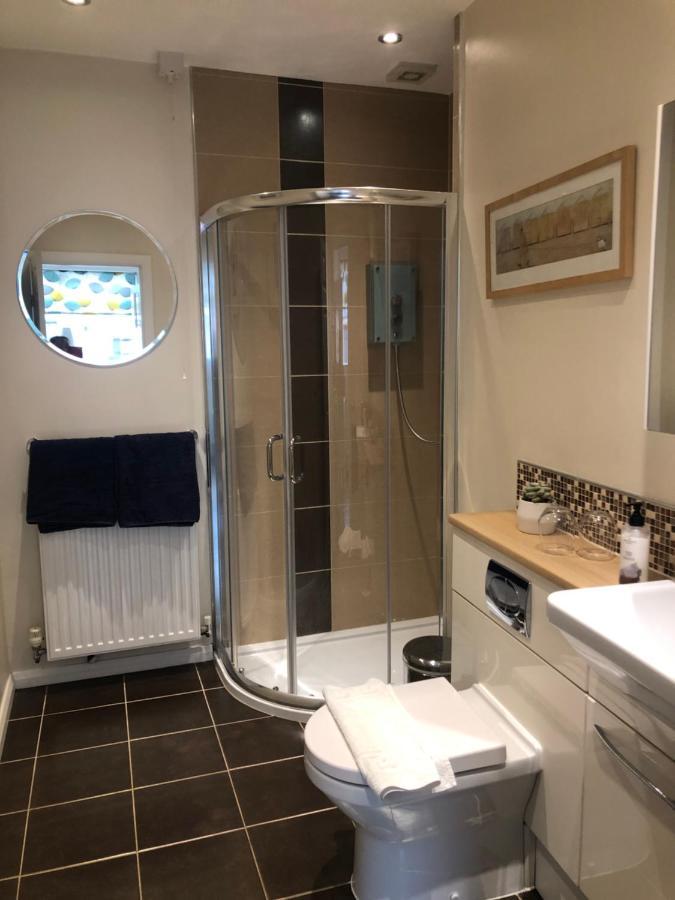 Half Price Offer - Exeter City Apartment Экстерьер фото